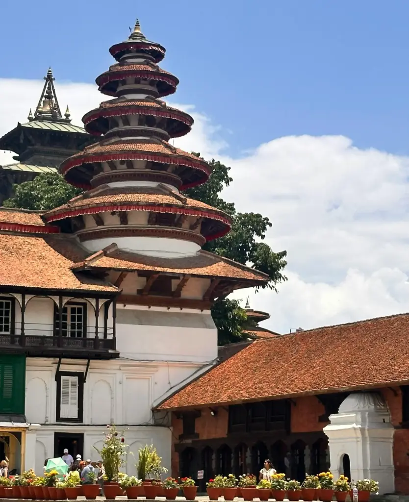 6 Days / 5 Nights Nepal tour from delhi