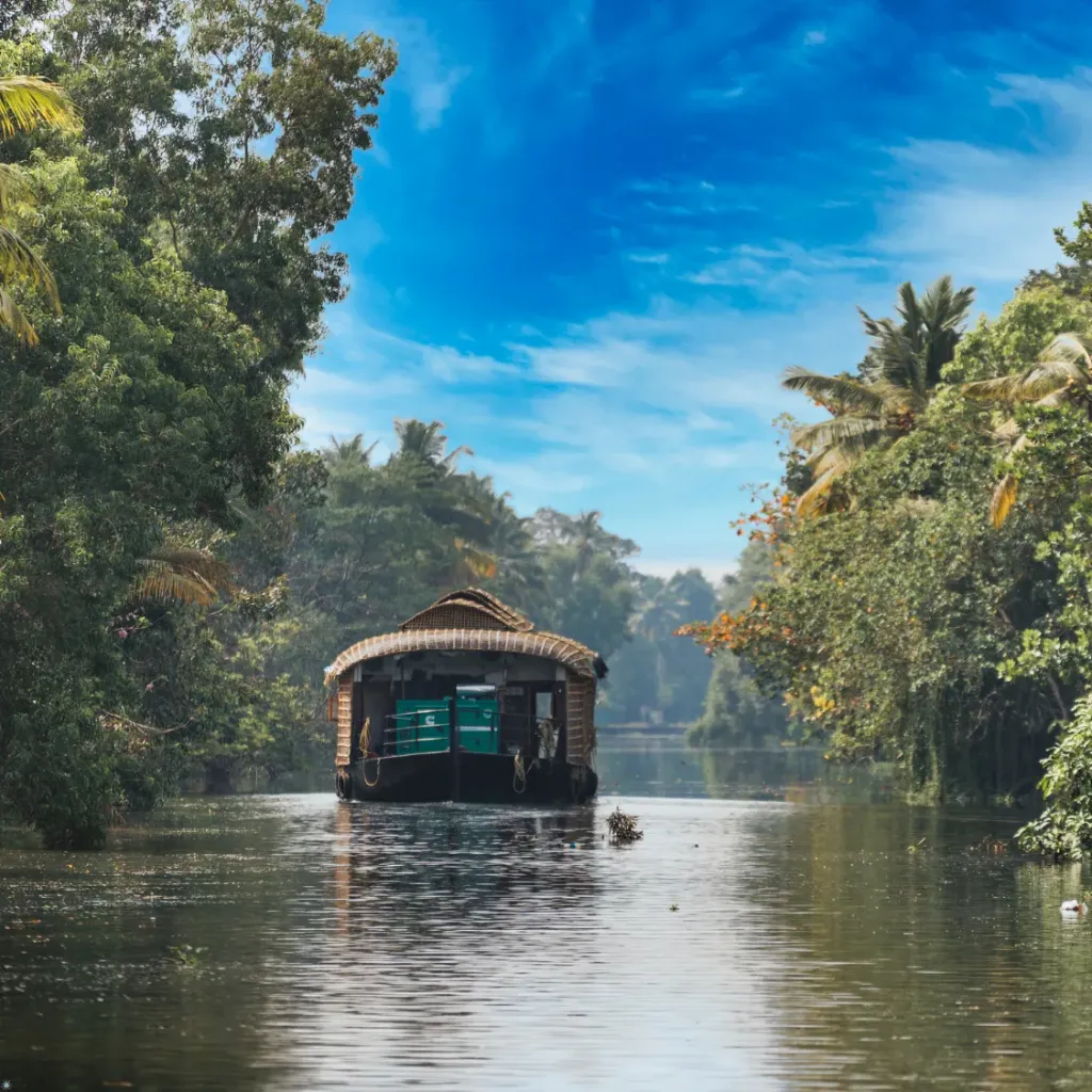 Ultimate Kerala Experience from Hyderabad 7D/6N