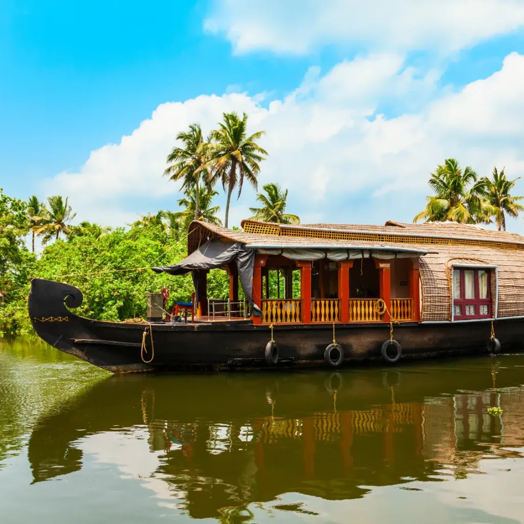 Grand Kerala Holiday from Lucknow 7D/6N